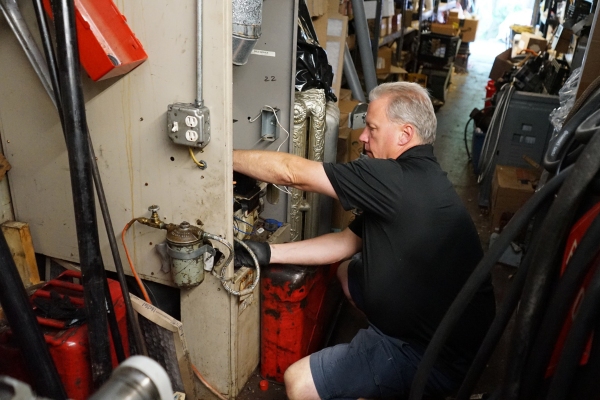 professional furnace technician from John's Oil & Propane
